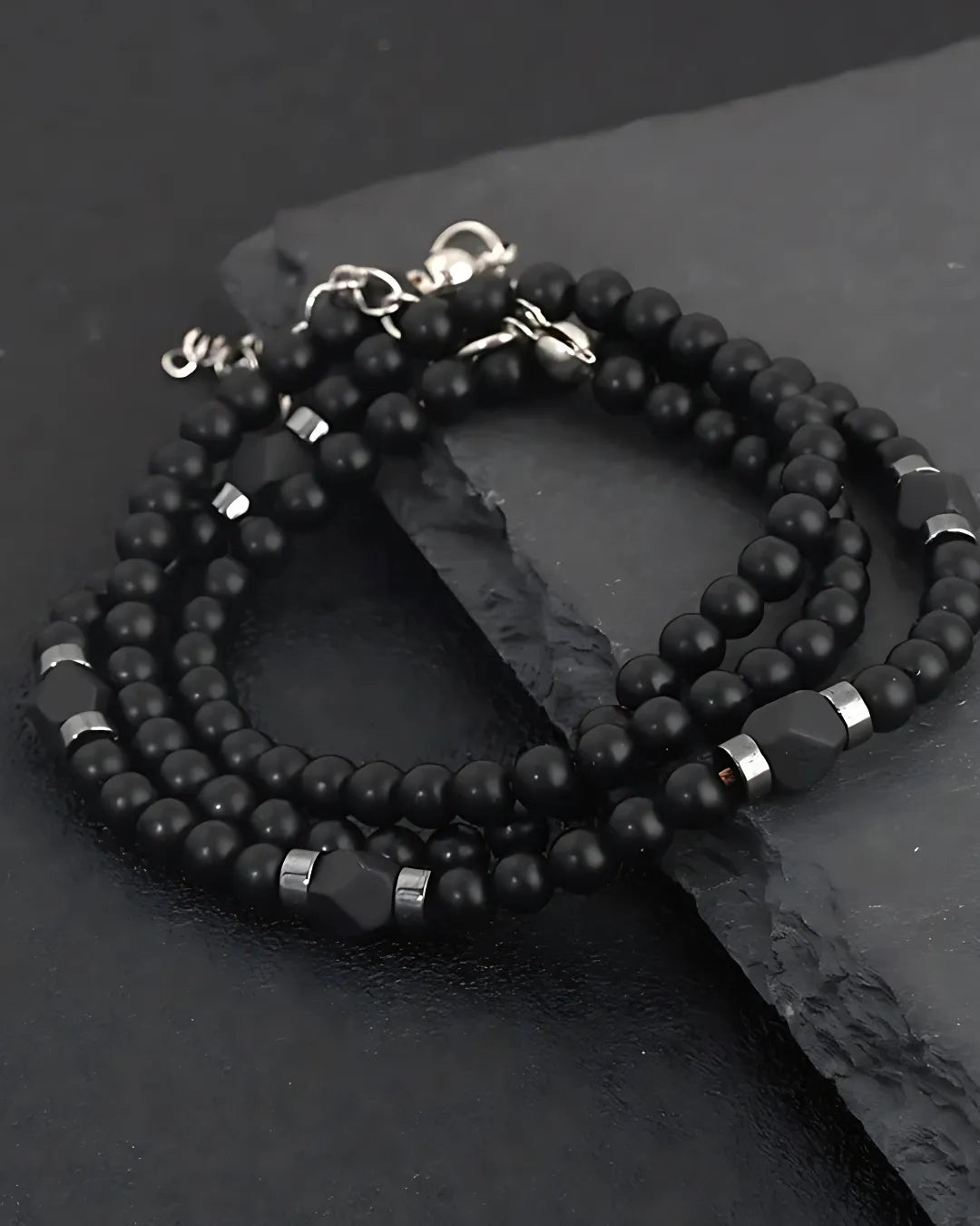 Men’s Black Agate & Volcanic Rock Beaded Necklace – Natural Stone Minimalist Chain