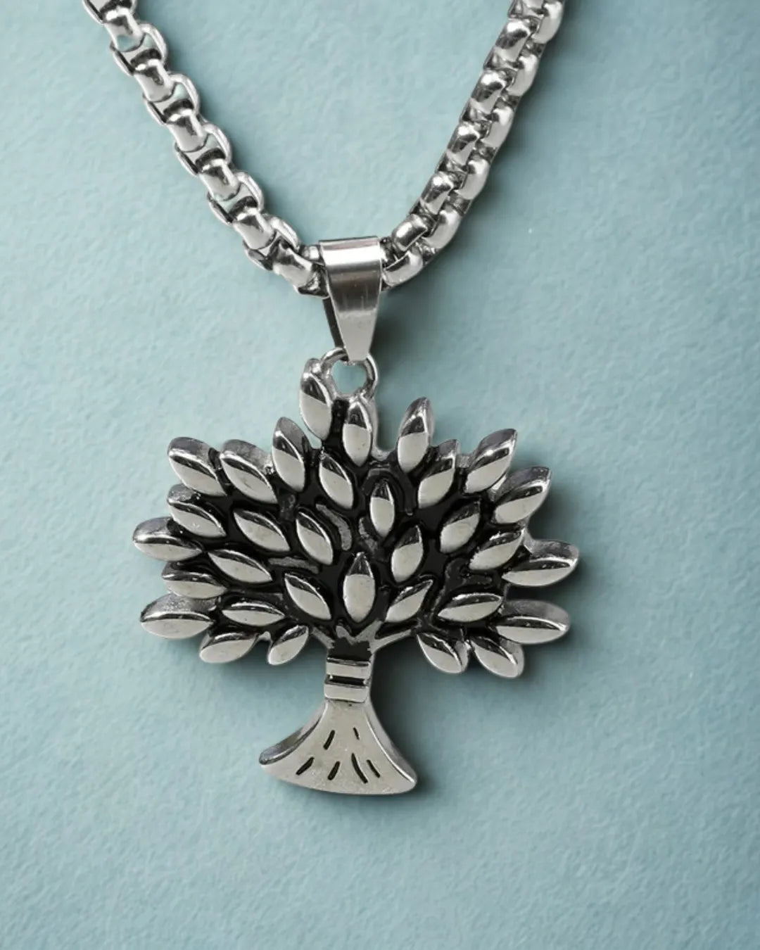 Tree of Life Pendant Necklace – Titanium Steel Spiritual Chain for Men