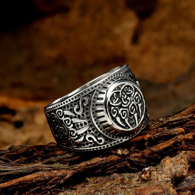 Hip-Hop Retro Stainless Steel Ring – Wide Engraved Band for Men (15.5mm)