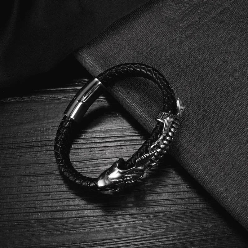 Retro Fish Skeleton Bracelet for Men – 304 Stainless Steel Magnetic Leather Bangle