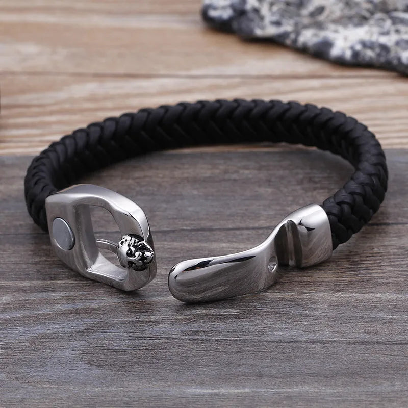 Men's Braided PU Leather Bracelet – Retro Black with Lion Head Clasp