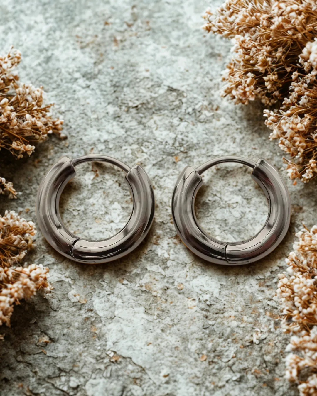 Metallic Black 925 Sterling Silver Hoop Earrings – 3.2mm Thick, 16mm Diameter