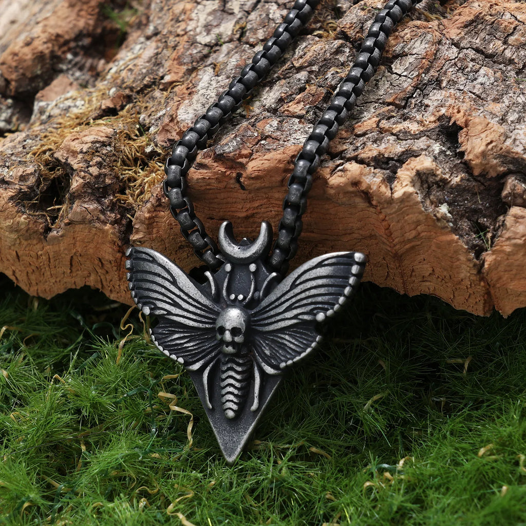 Men’s Gothic Bee Skull Pendant Necklace – Retro Black Stainless Steel Chain (29mm)