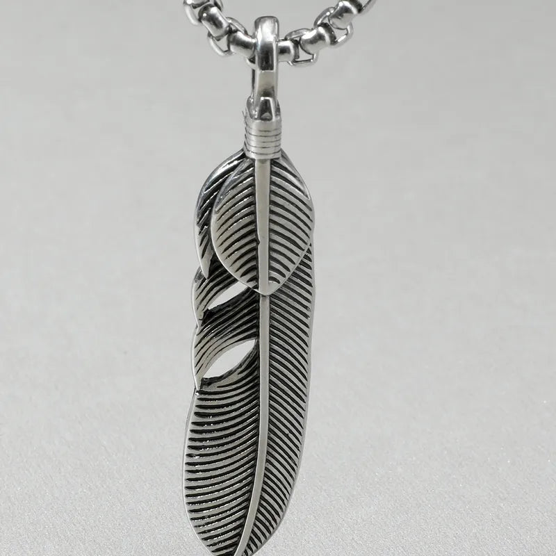Men’s Feather Pendant Necklace – Titanium Steel Tribal-Inspired Detailed Design (45–55cm Chain)