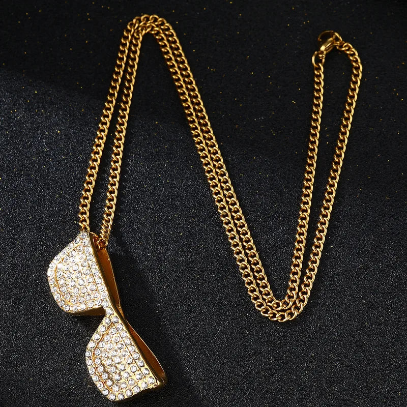 Gold Glasses Pendant Necklace for Men – 18K Gold Plated with Zircon Detailing | Heren.shop