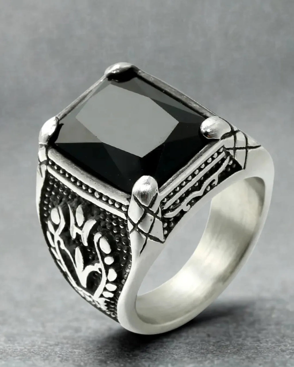 Vintage Black Zircon Statement Ring for Men – Retro Engraved Titanium Steel
