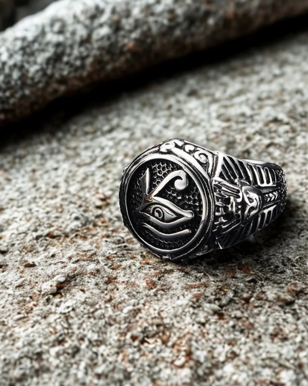 Retro Eye of Horus Ring – Polished Titanium Steel Statement Ring for Men