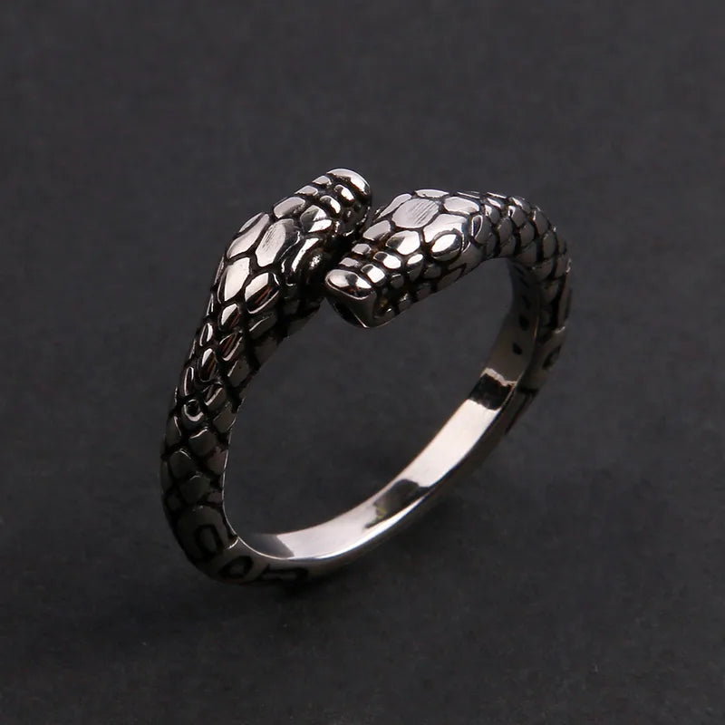 Simple Snake Design Men's Ring – Polished Titanium Steel