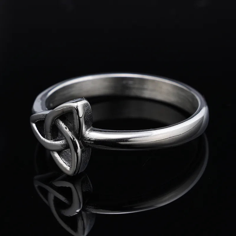 Celtic Knot Stainless Steel Ring for Men – Minimalist Silver Finish