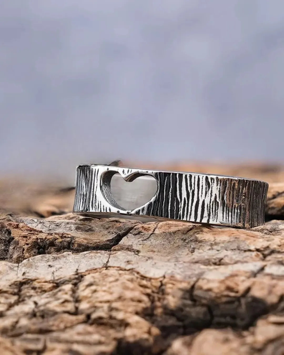 Minimalist Heart Cut-Out 304 Stainless Steel Ring – Rustic Texture Band